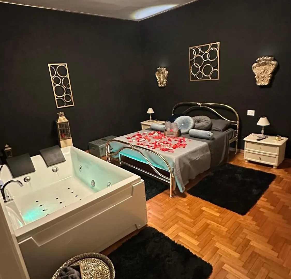 Esclusive Spa Suite Comacchio Διαμέρισμα
