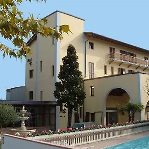 Magnolia Hotel